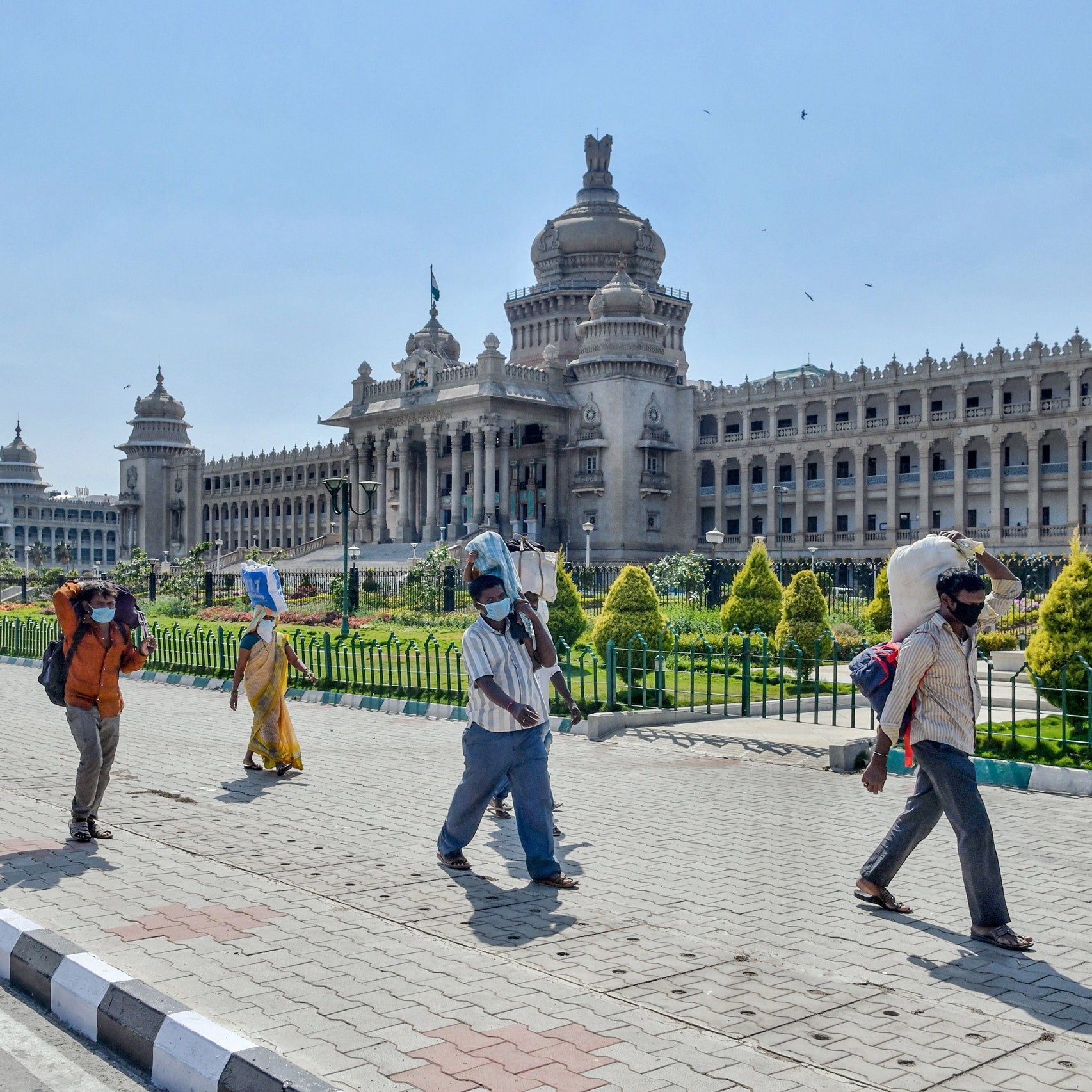 भारतमा कोरोना भाइरस संक्रमितको संख्या एक करोड ५५ लाख बढी