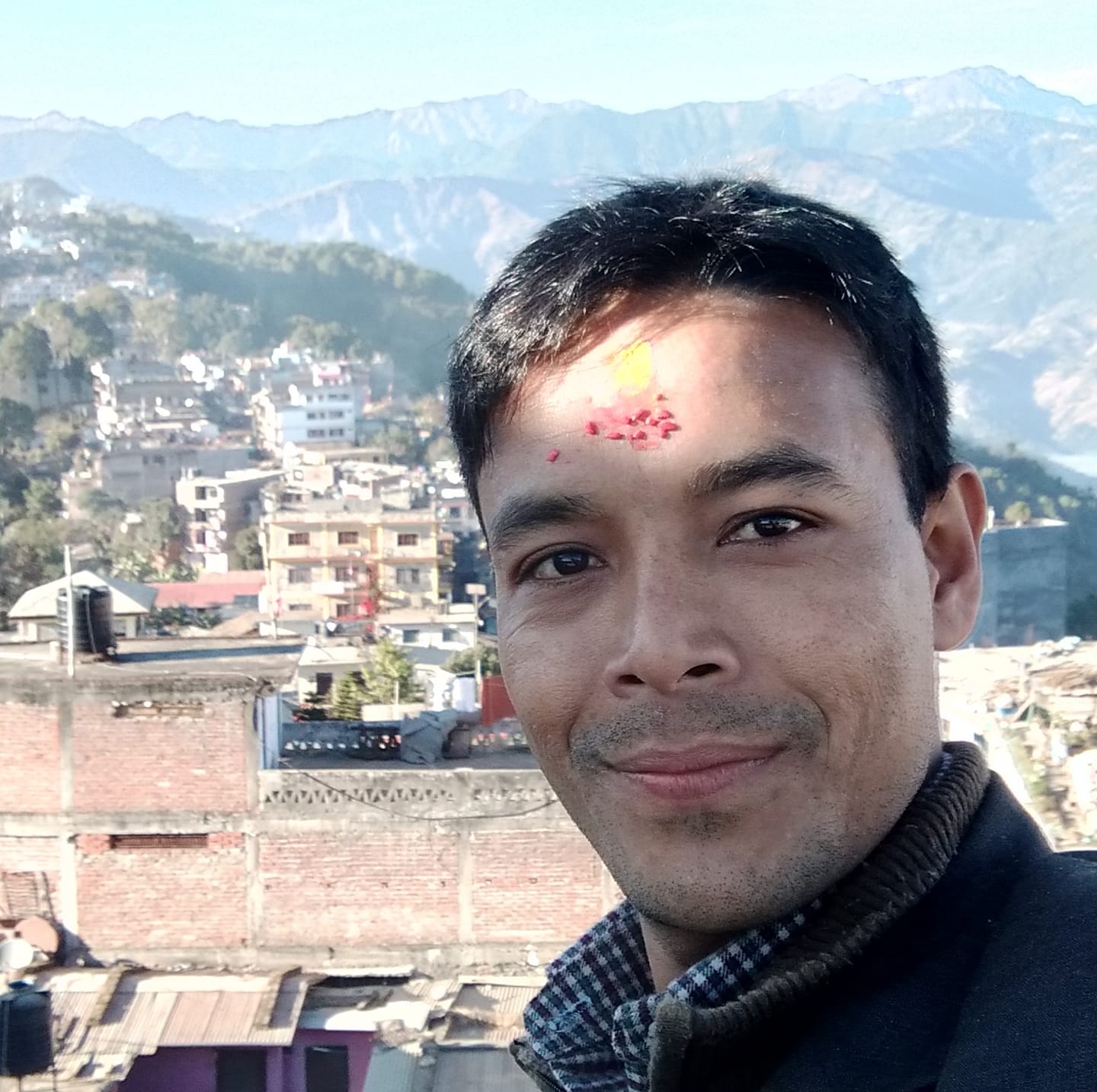 समाचार लेखेको आधारमा कांग्रेस कार्यकर्ताद्वारा नेपाल प्रेसकर्मीको घर घेराउ, ज्यान मार्ने धम्की