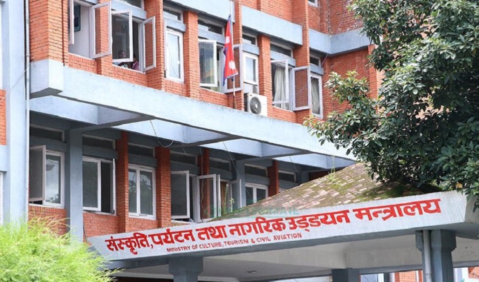 नेपाल एयरलाइन्सबाट ग्राउण्ड ह्याण्डलिङ खोस्नेबारे छलफल नभएको मन्त्रालयको स्पष्टोक्ति