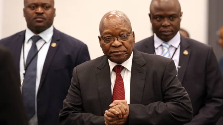 दक्षिण अफ्रिकी पूर्व राष्ट्रपति जुमाद्धारा आत्मसमर्पण, १५ महीना लामो जेल सजाय