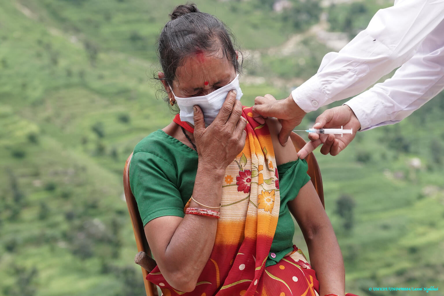 नेपालमा कोभिडविरुद्ध खोप लगाउनेको संख्या करोड नाघ्यो