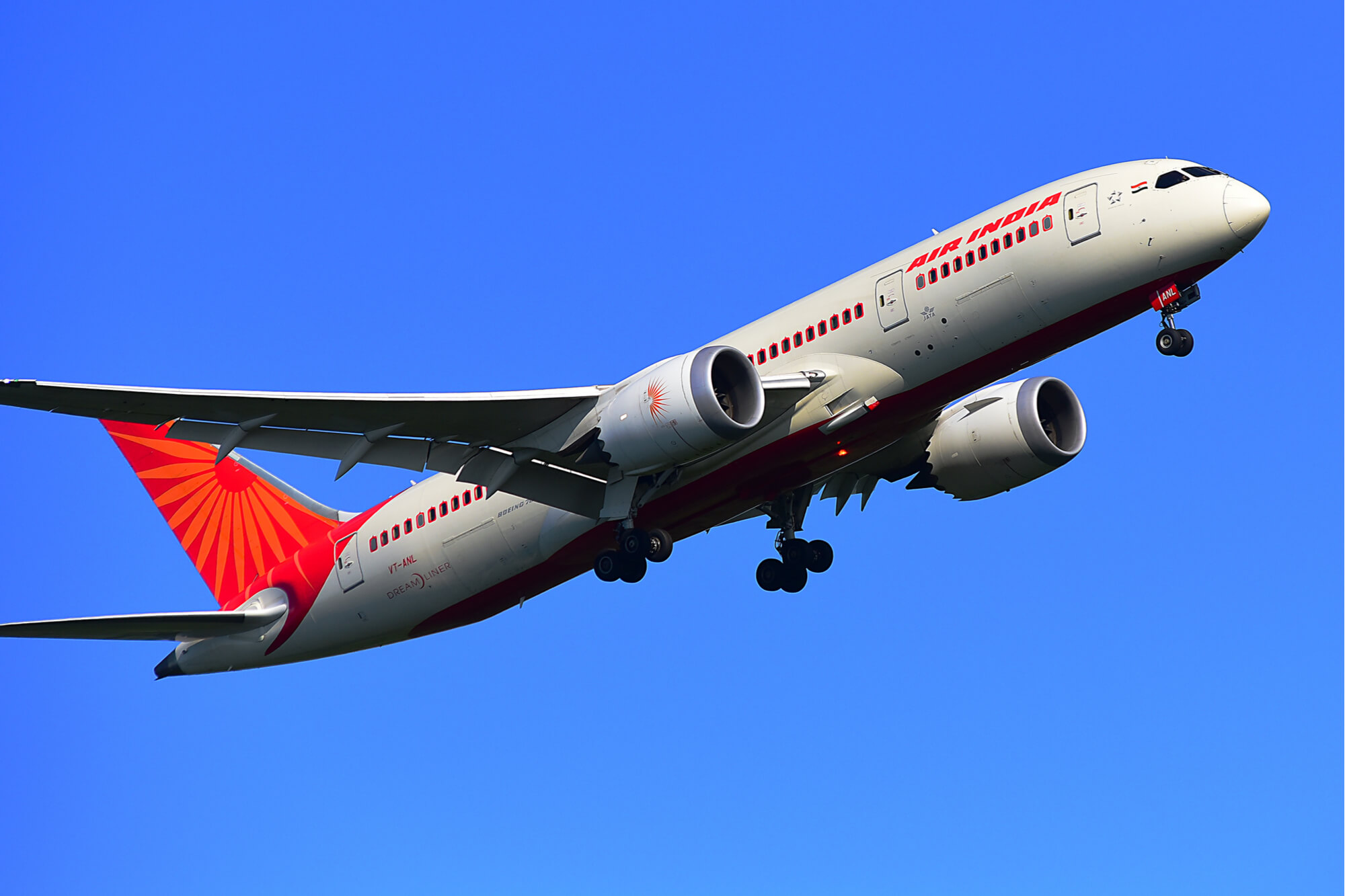 काठमाडौंबाट एयर इण्डियामा कोलकाता उडेका यात्रु जहाजमै बिरामी, अस्पताल पुर्‍याउन नपाई मृत्यु
