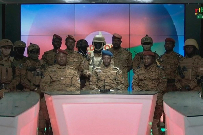 बुर्किना फासोमा सैनिक कू : राष्ट्रपति पदच्युत, सरकार र राष्ट्रिय सभा भंग, राजधानी कब्जामा