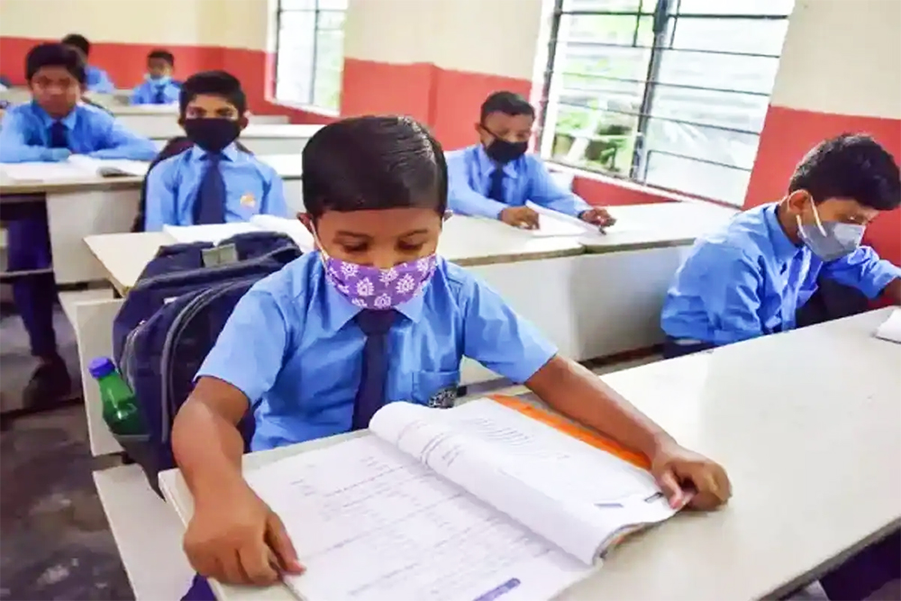 दिल्लीका विद्यालय सोमबारदेखि खुल्ने : खोप नलगाएका विद्यार्थीले कक्षामा प्रवेश नपाउने