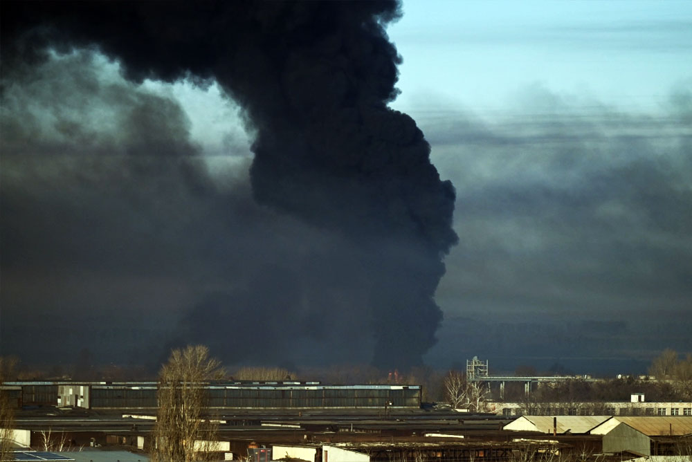युक्रेनको टेलिभिजन टावरमा रकेट हमला, पाँच जनाको मृत्यु