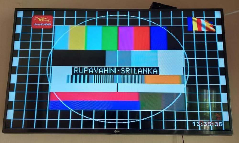 प्रदर्शनकारीद्वारा श्रीलंकाको राष्ट्रिय टेलिभिजनको कार्यालय कब्जा, रोकियो प्रसारण (भिडिओ)
