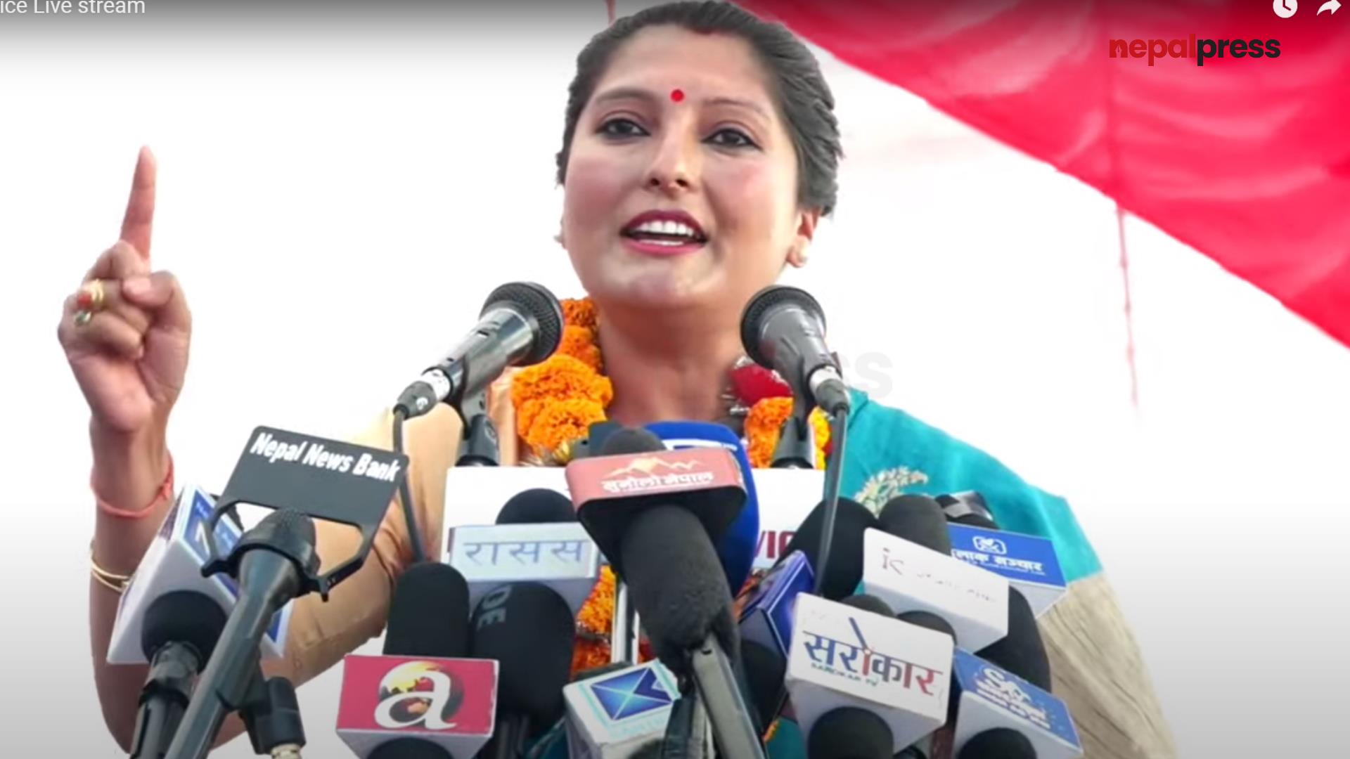 मतदातालाई कुन्तीको आग्रह- तपाईंको भोट नेपाल आमा बेच्नेहरुलाई नदिनुस् (भिडिओ)