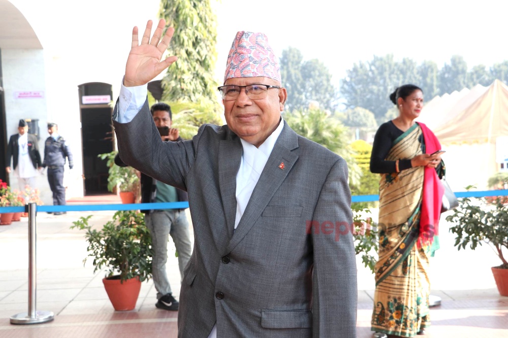 बालुवाटार बैठकमा कांग्रेसको प्रस्ताव- राष्ट्रपति हामीलाई, एक वर्ष माधव नेपाल पनि प्रधानमन्त्री