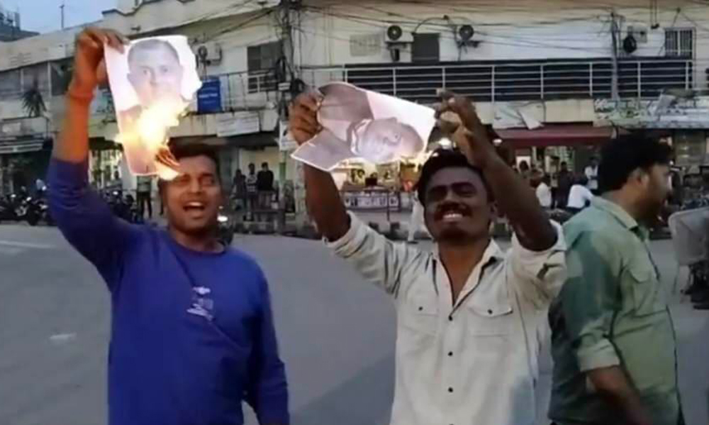 जनकपुरमा सालिक विवाद चर्किँदै, मेयर साहको जलाइयो फोटो