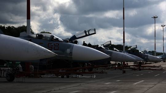 पश्चिम रुसको सैन्य हवाइअड्डामा युक्रेनी ड्रोन हमला, एक जहाज ध्वस्त