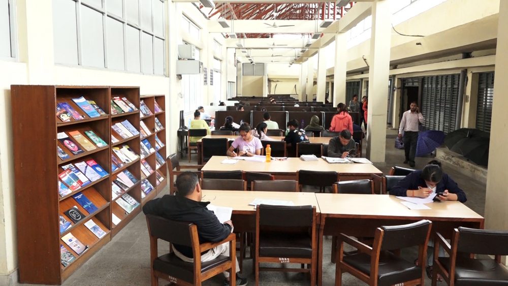 त्रिविको पुस्तकालयमा अध्ययन गर्दा वर्षको ११ सय तिर्नुपर्ने, विद्यार्थी आक्रोशित
