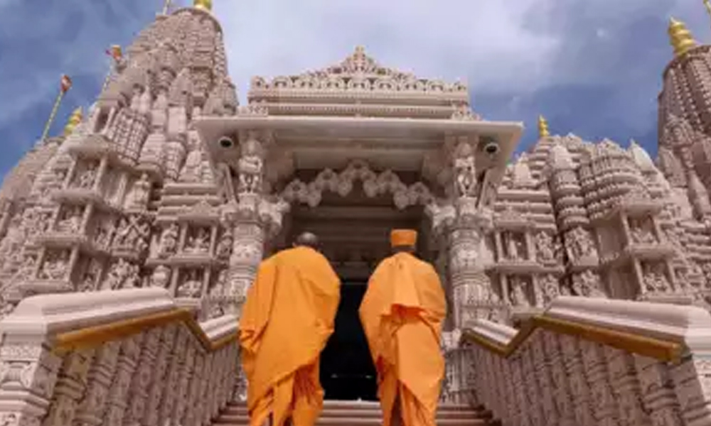 यूएईमा सात अर्बमा बनेको हिन्दू मन्दिर भारतीय प्रधानमन्त्री मोदीले उद्घाटन गर्ने