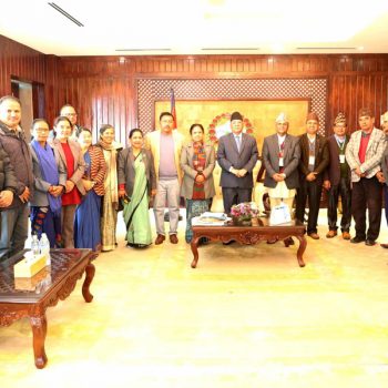 नेपाल संस्कृत विश्वविद्यालयको जग्गासम्बन्धी समस्या समाधान गर्ने प्रधानमन्त्री प्रचण्डको प्रतिबद्धता